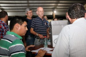 Con el 62 por ciento de los votos, Bossi fue reelecto al frente del Pirá Pytá