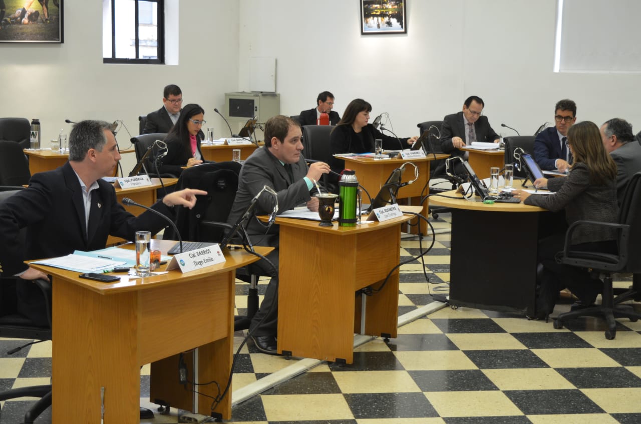 Conflicto en la Terminal: por falta de quórum en el HCD, el acta ...