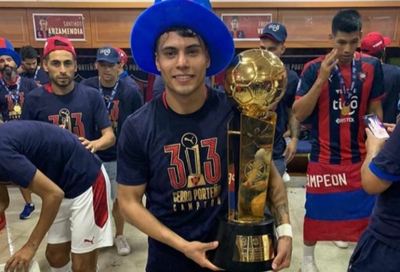 Fútbol: los misioneros Cubas y Arzamendia, en la lista de Paraguay para el arranque de las Eliminatorias
