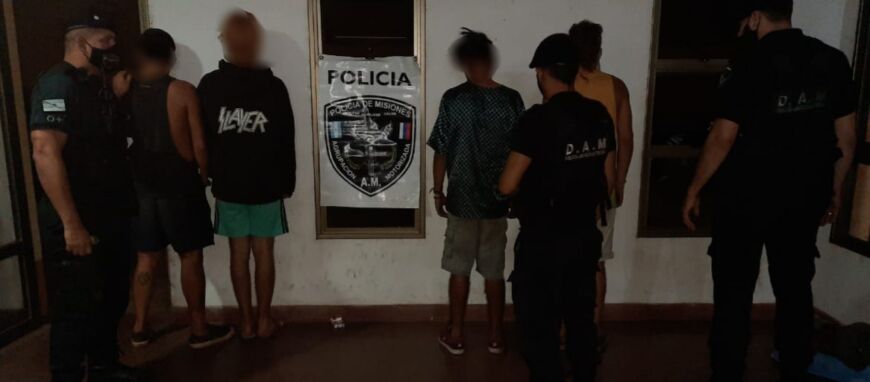 Jóvenes causaron desorden, intentaron agredir a policías y terminaron presos en Posadas