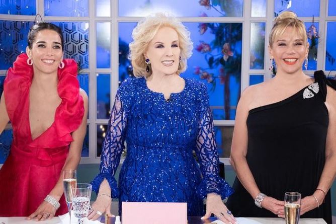 Polémica por la vacunación de Mirtha Legrand