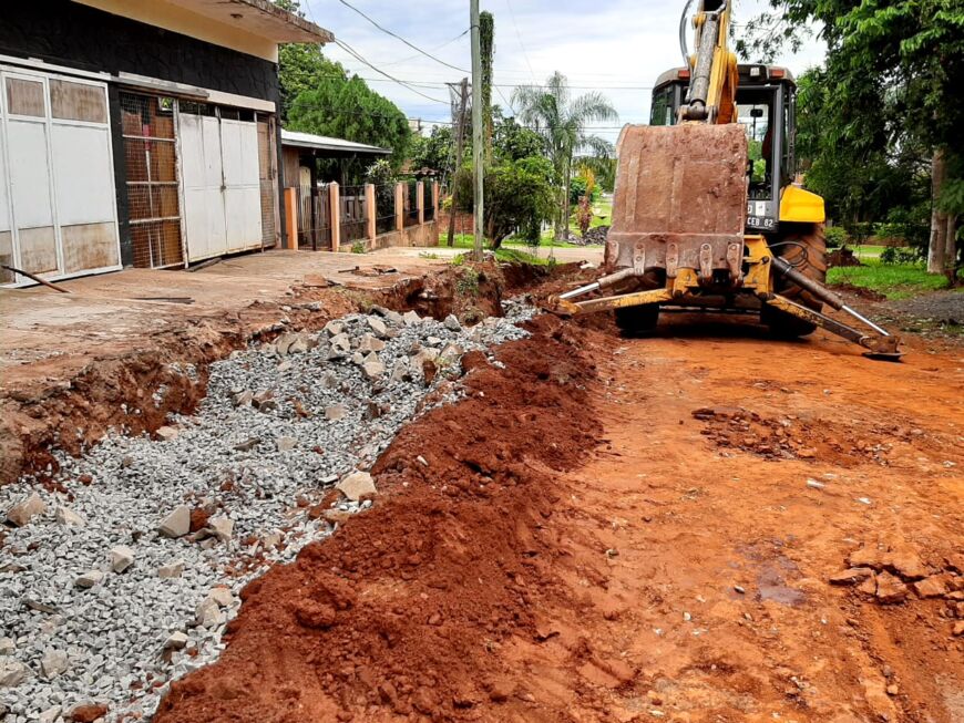 Comenzaron las obras de cordón cuneta y desagües en la Chacra 84 de Posadas