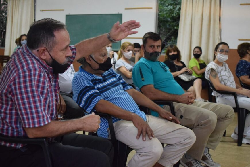 Seguridad: vecinos del barrio Belgrano de Posadas se reunieron con el Defensor del Pueblo y la Policía Comunitaria