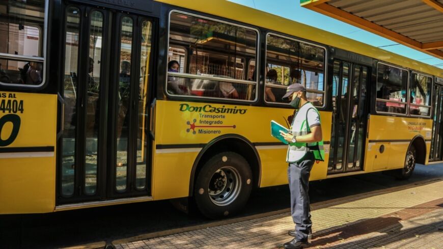 Vuelta a clases: solicitan a las empresas de transporte reforzar las medidas de bioseguridad