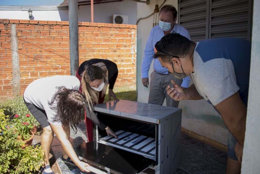 Entregaron un horno industrial para emprendimiento posadeño de elaboración de panificados