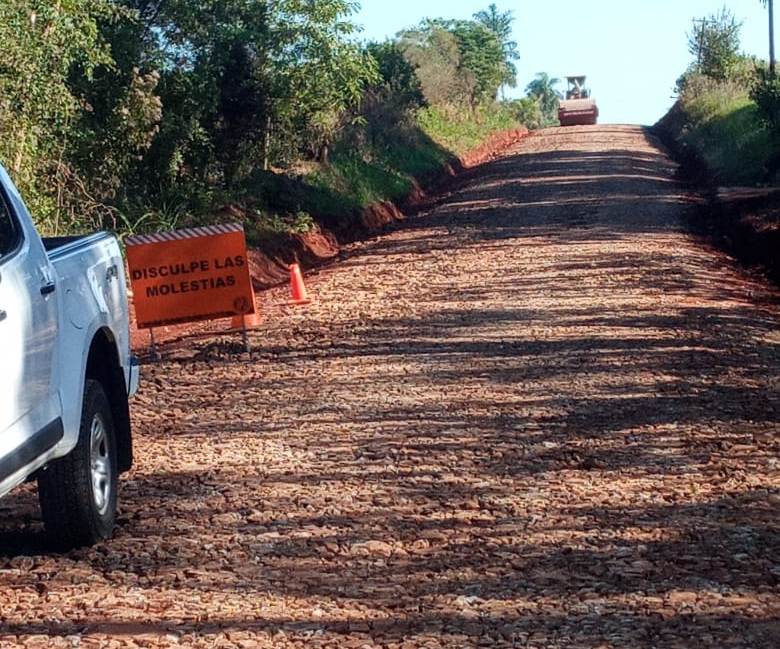 Vialidad realizó mantenimiento de más 170 kilómetros de caminos terrados